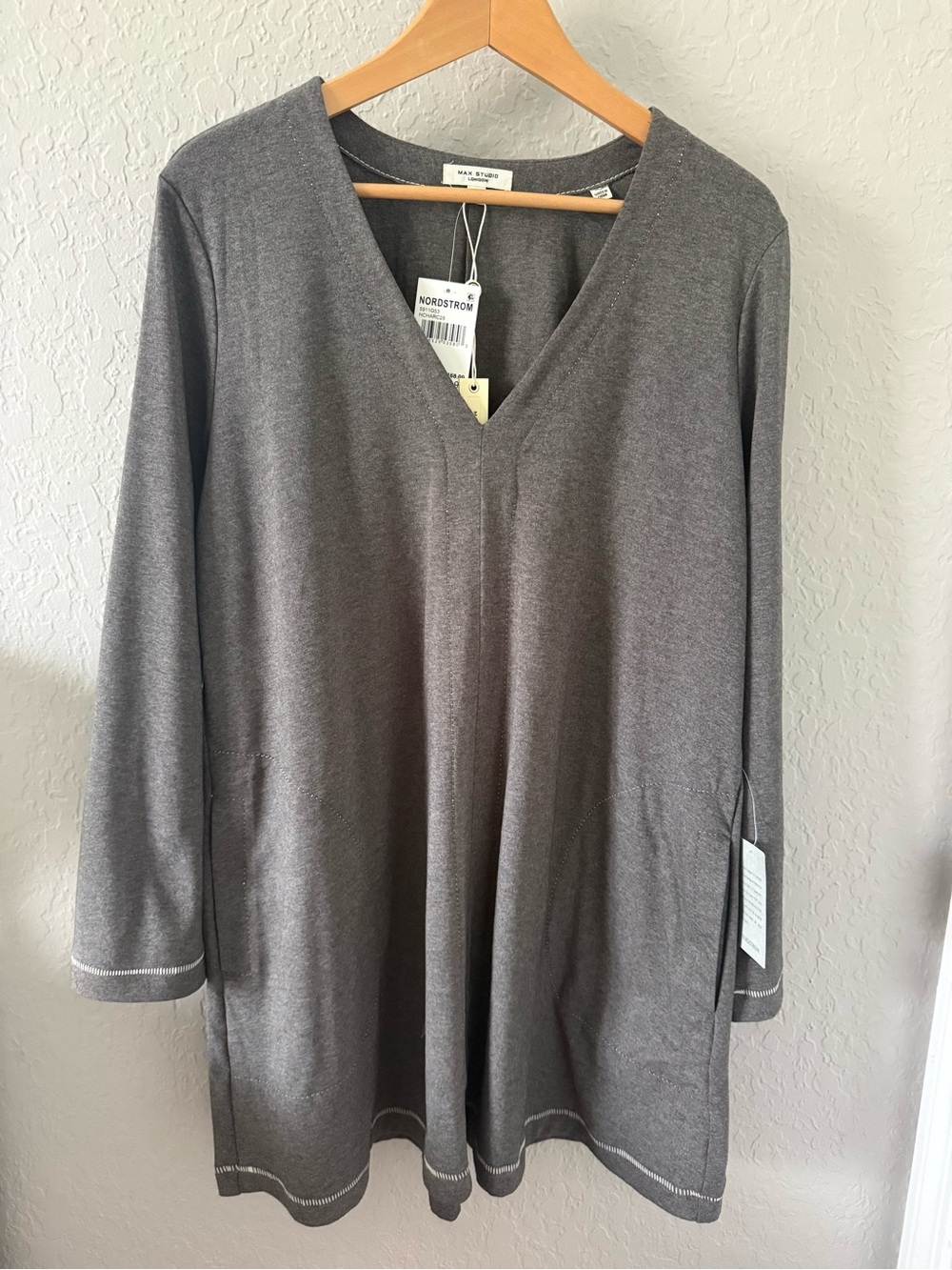 Max Studio Gray Long Sleeve V-Neck Dress